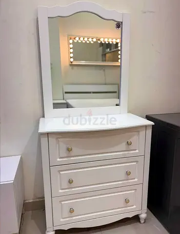 Elegant White Dresser with Mirror