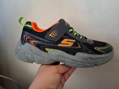 Skechers Kids Shoes - Perfect for Active Youngsters! Euro35/UK2/US3