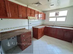 1 BR apartment - balcony - bright - 2 washroom - close to park