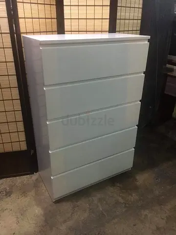 Modern White Dresser with Five Drawers