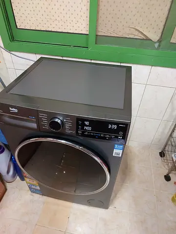 الشارقة المجاز 3 جوار نستو هايبر ماركت