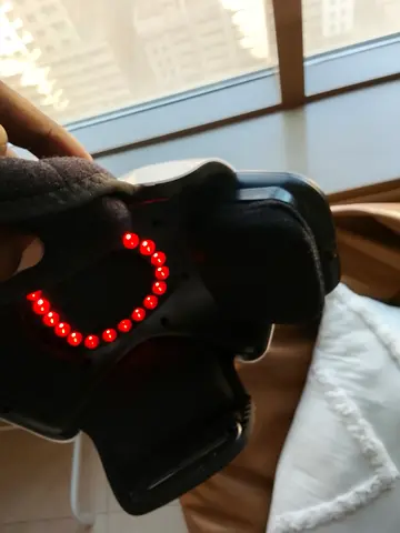 Knee massage machine