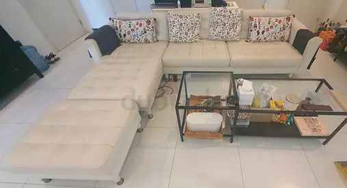 Modern L-Shaped Sofa the Brand new price is 5,900AED  now we sell it 900AED price negotiable