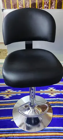 Stylish Adjustable Black Bar Stool for Sale