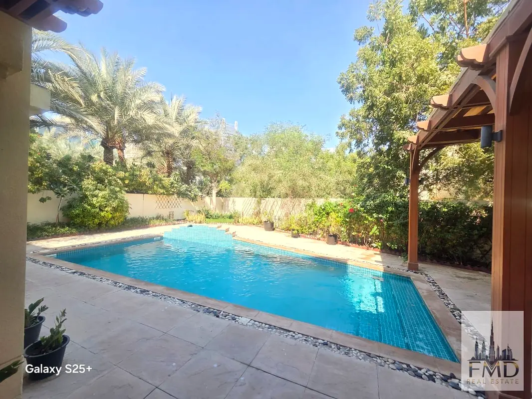 Huge Plot | 6-BED+M+D | MEADOWS-2 | PRIVATE POOL