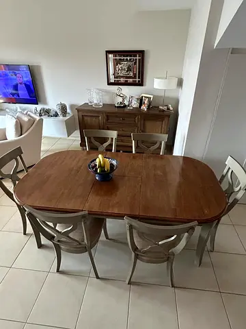 Dining table with 6 chairs