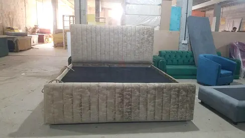 Bed  200x180