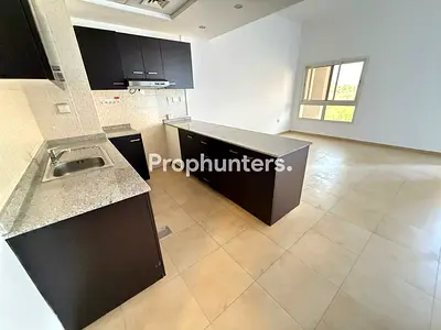 Inner Circle |Stunning Views |Near School and Pool