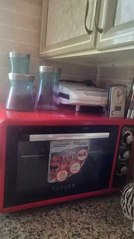 Compact and Stylish Red Baking/ Grilling Oven for Sale!