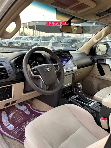 صورة 9 لـ 2020 Toyota PRADO