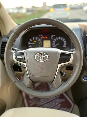صورة 15 لـ 2020 Toyota PRADO