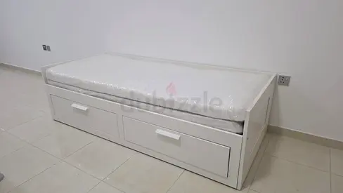 Stylish White Storage Bed with Drawers and Mattress
