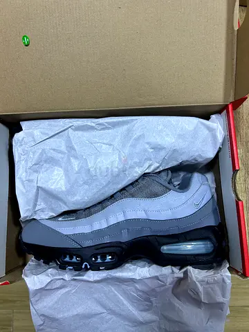 Nike Airmax 95 og “cool grey”