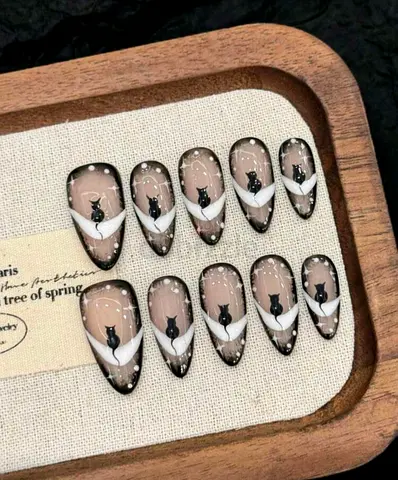 Beautiful handmade Cat-Themed Press-On Nails
