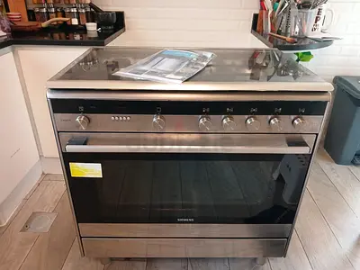 Seimens IQ700 Top Gas Oven electric cooker 90cm