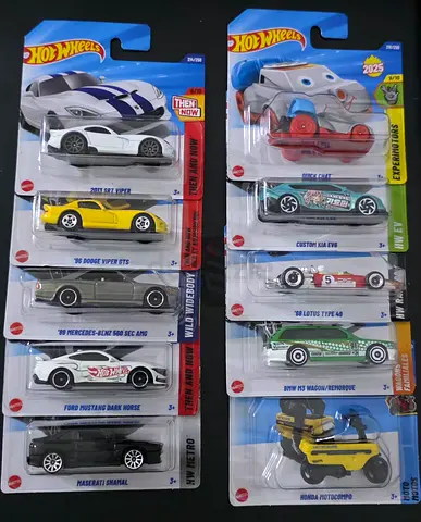 10 hotwheels set A3
