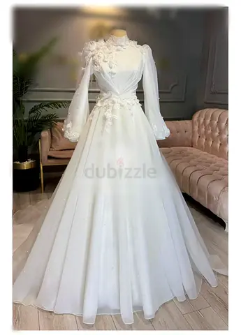 Hijabi wedding dress for sale S/M فستان عرس انيق للمحجبات