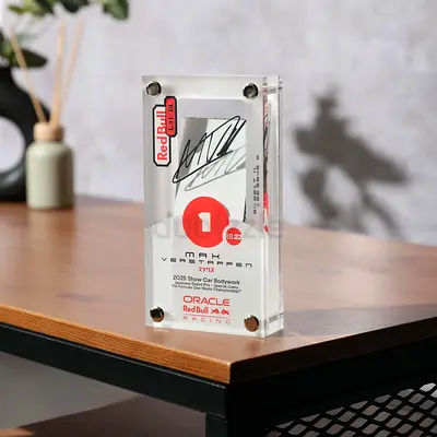 Max Verstappen signed F1 Japanese GP 2025