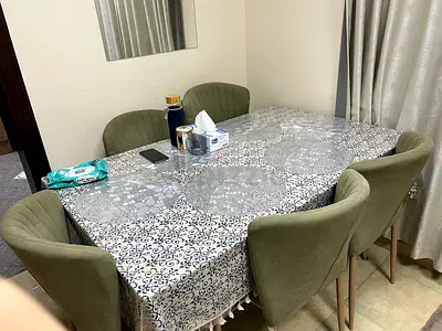 Homebox 6 seater  dining table for sale