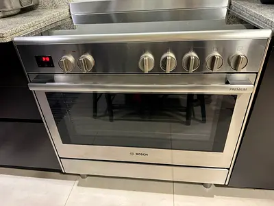 Bosch Series 8 Electric Ceramic Cooking Range 90x60cm