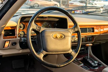 صورة 11 لـ 1991 Jaguar XJS
