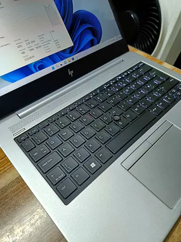 HP elitebook almost new condition urgent Sale