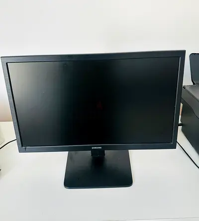 Samsung Monitor for Sale - Great Condition!