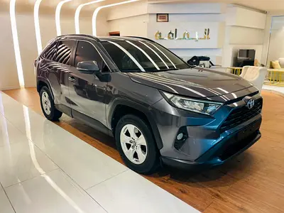 RAV4 model 2019 gcc clean car one onwer no accident