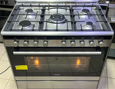 Siemens 5 burner new model full gas cooker same like new condition for sale