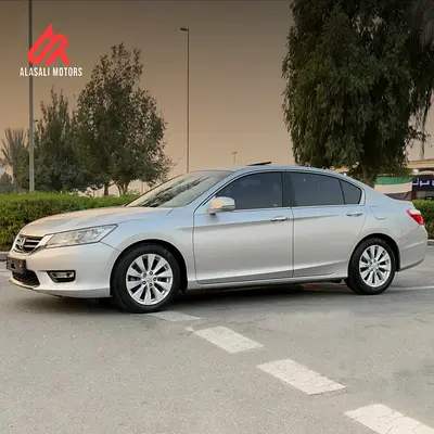 Honda Accord 2013 V4 2.5cc
Imported from Korea Gcc 
specifications