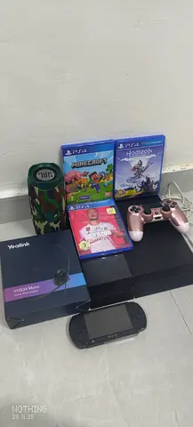 بلاي ستيشن 4 مع العاب وجهاز سماعات وسماعات JBL اصلي وpsp