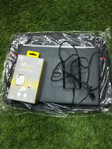 Dell Laptop with Accessories - Perfect for Work and Play