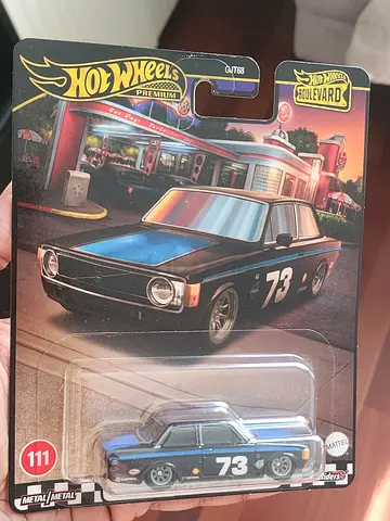Hotwheels Volvo 1/64
