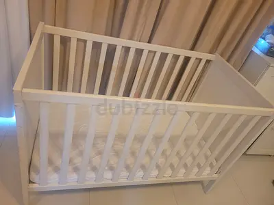 تخت بيبي
