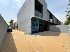 Beautiful Contemporary Home in Kaya Masaar