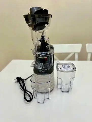 MIUI Masticating Juicer