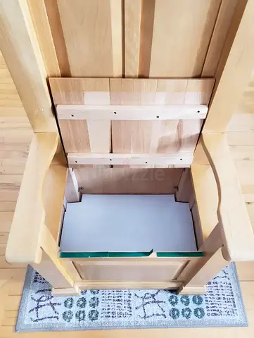 Maple chair with storage and mirror