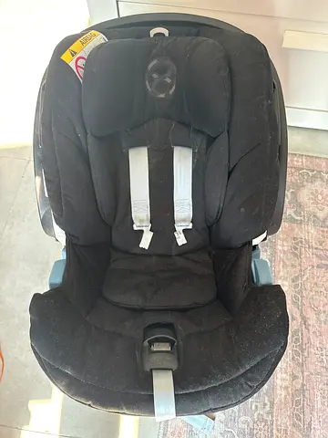 Cybex 4 - car seat