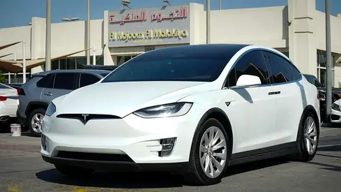 تسلا مويل X لونج رينج 2020 بحالة ممتازة جدا جدا