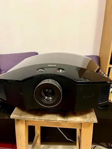 Home Theater Experience with SONY projector VPL-HW45ES and ceiling mount VOGELs