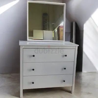 Charming Vintage Dresser with Mirror