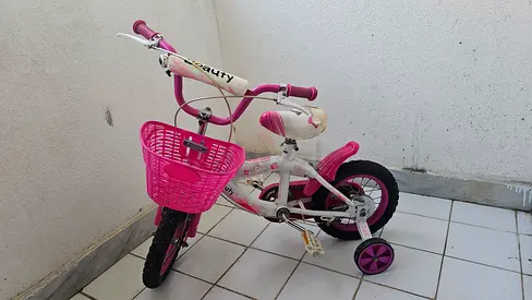 Cute Pink Bicycle for Kids