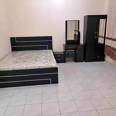 Modern Black Bedroom Set with Wardrobe and Mirror
