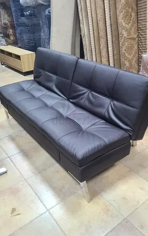 Comfortable Modern Sofa with Storage