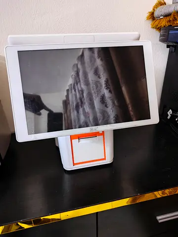 Touchscreen POS System For Sal core i5 8 gb ram 128 GB SSD