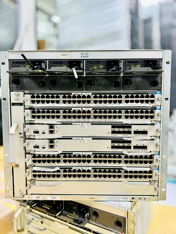 Cisco Catalyst 9407R chassis