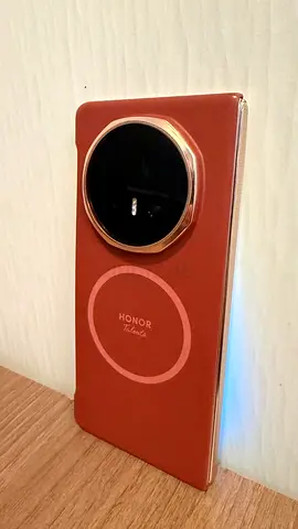Honor Magic v5