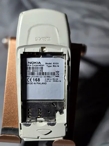 Classic Nokia 6100 Mobile Phone for Sale