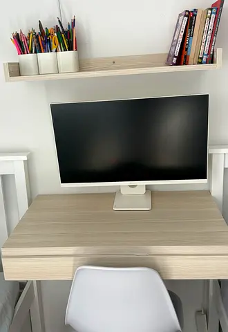 Kids desk