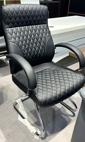 Visitor guest chair heavy-duty